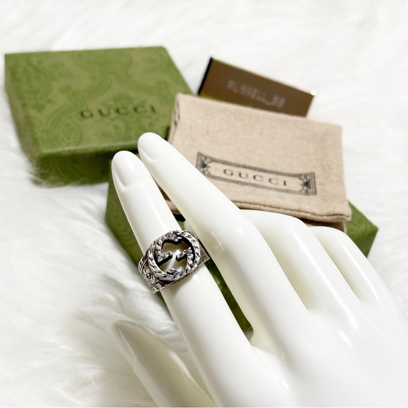 Gucci Interlocking G Paisley Silver Ring (GUC) - Picture 4 of 16